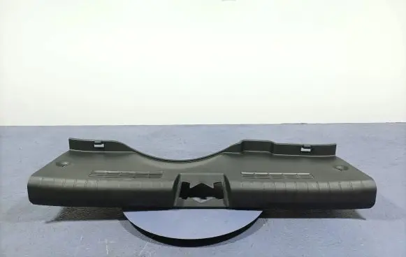 Other sill/pillar trim element