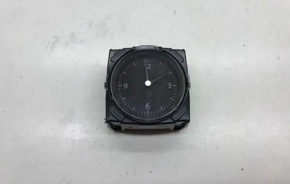 Volkswagen PASSAT B8 Clock 3G0919204C 1823310093 25700001