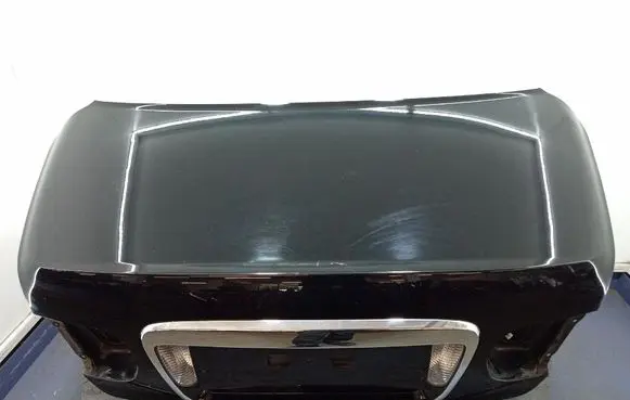 KIA Opirus Tailgate/trunk/boot lid