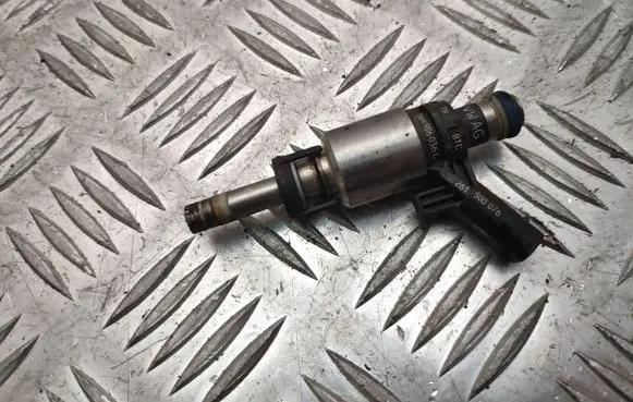 Audi Q5 SQ5 Fuel injector 06H906036G