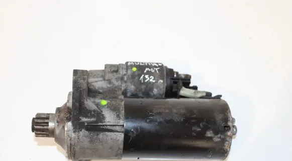 Volkswagen Multivan T5 Starter motor 02E911024A