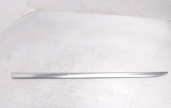 Volvo XC60 Rear side glass trim 