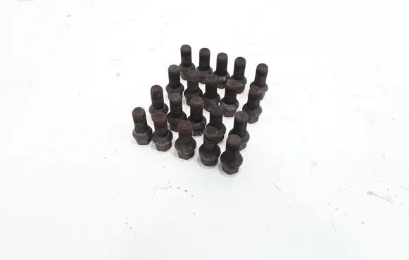 Audi A6 S6 C5 4B Nuts/bolts 