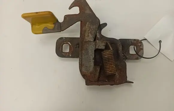 Ford Mustang IV Engine bonnet/hood lock/catch