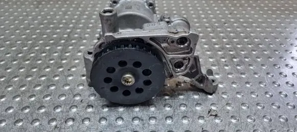 Audi A3 S3 8V Oil pump 04L145208H