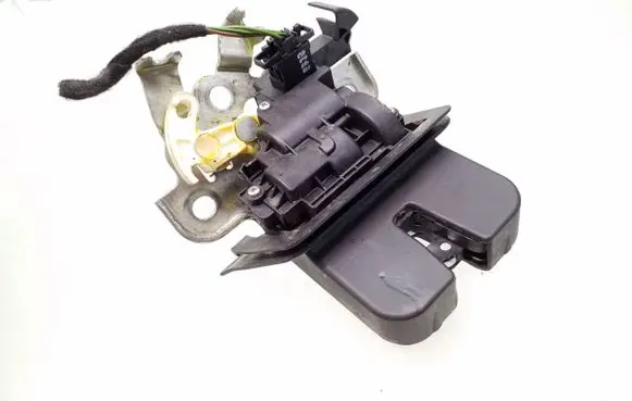 Audi A4 S4 B8 8K Tailgate/trunk/boot lock/catch/latch 8K9927505