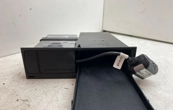 Audi A5 8T 8F Head unit multimedia control 4E0035785F