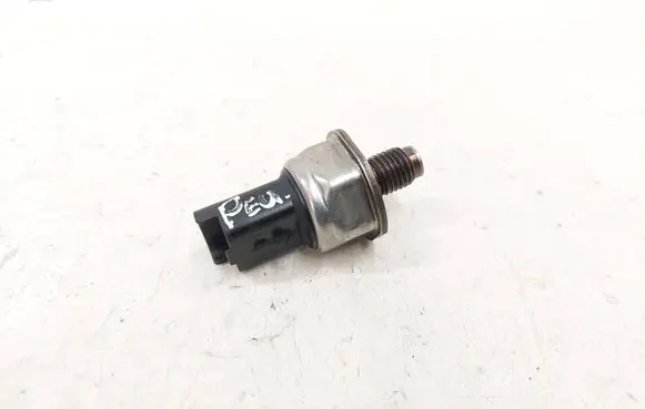 Peugeot 407 Fuel pressure sensor 9655465480 000626800250 6PH1001