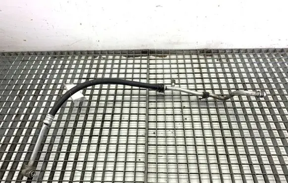 Air conditioning (A/C) pipe/hose