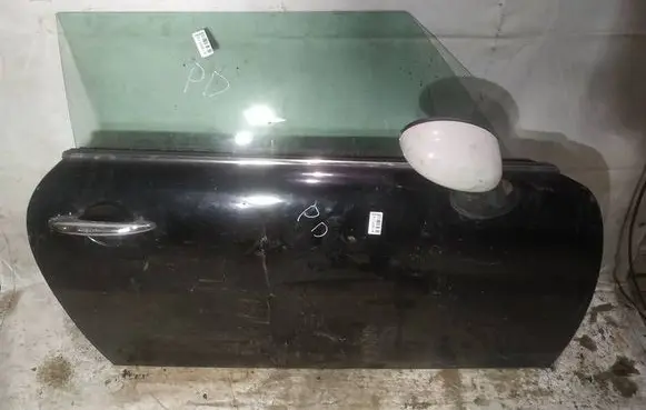 Mini One - Cooper R50 - 53 Front door juodos