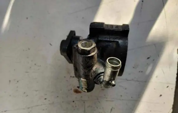 Fiat Punto (188) Power steering pump