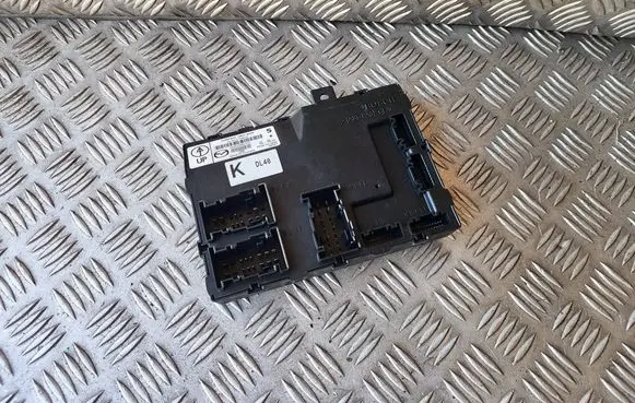 Mazda 2 Comfort/convenience module DL4067560B