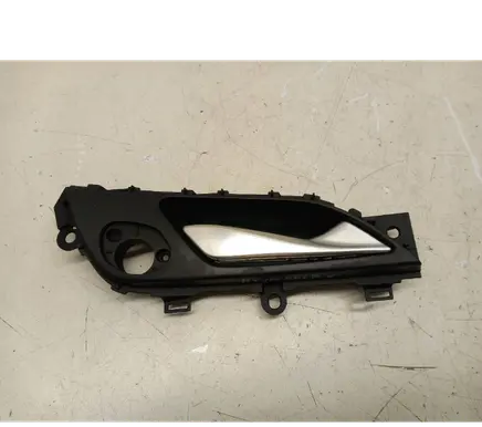 Hyundai i40 Front door interior handle 2611172800