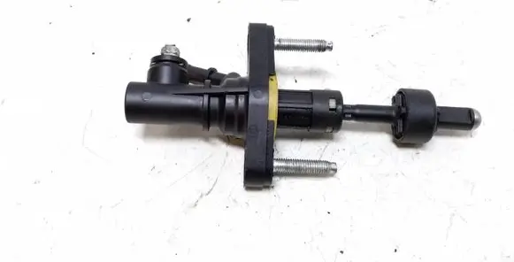 Toyota Yaris Clutch master cylinder 314200D110 314200D110F2 070222C