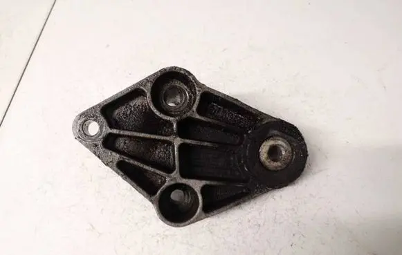Ford Focus Engine mounting bracket 326d86c