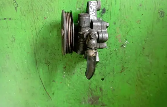 Honda Civic Power steering pump