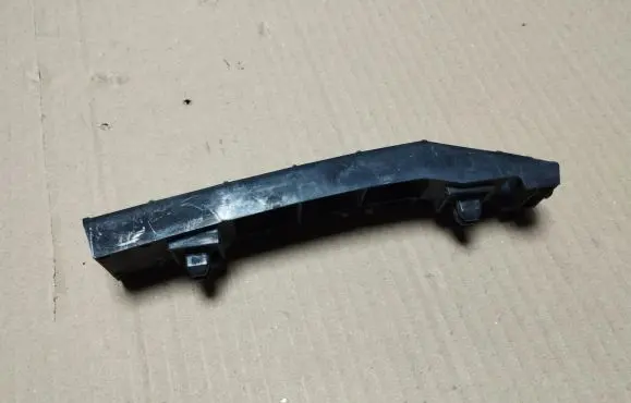 Honda Accord Front bumper mounting bracket 10673
