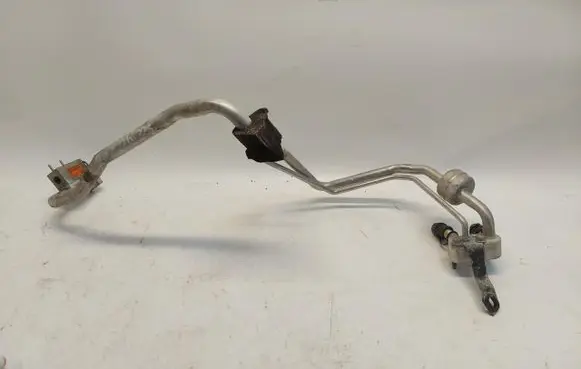 Air conditioning (A/C) pipe/hose