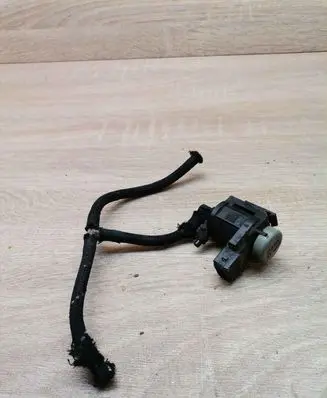 Audi A6 S6 C5 4B Vacuum valve 1J0906283A