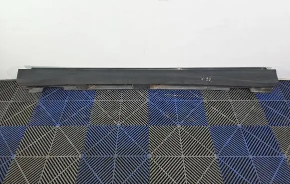 Lexus RX 330 - 350 - 400H Sill 75860