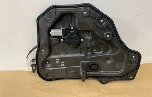 Mazda CX-5 II Rear door window regulator with motor KD537397X