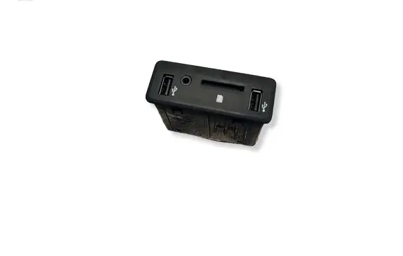 Renault Talisman AUX in-socket connector 280237081R DQ15Z53078