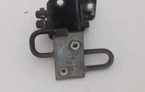 Audi A6 S6 C6 4F Rear door lower hinge 8E0833411E