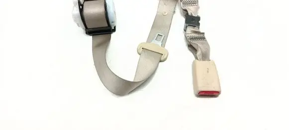 Lexus IS 220D-250-350 Middle seatbelt (rear) TKAF0EF702