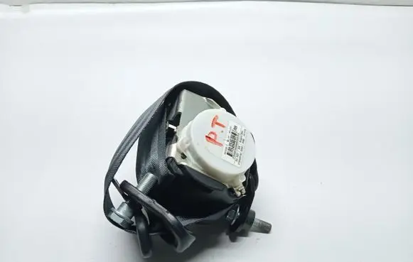 Fiat 500 Rear seatbelt 07354925760