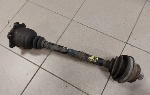 Audi A8 S8 D2 4D Front driveshaft