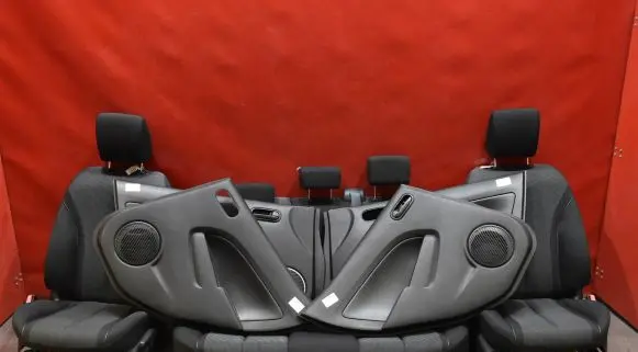 Mazda 2 Seat set 