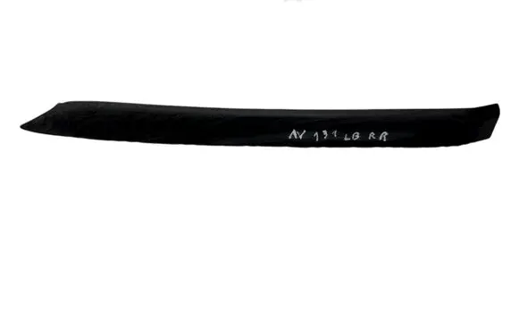 Toyota Avensis T270 Front bumper lip 7685105030