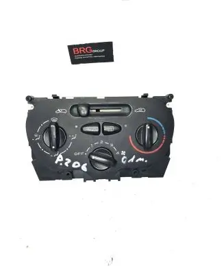 Peugeot 206 Climate control unit 1068701 99210 19943330