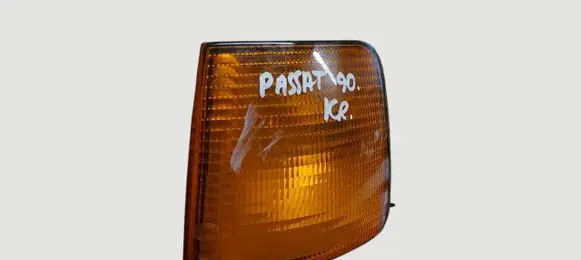 Volkswagen PASSAT B3 Front indicator light 42756R6 HELLA GERMANY