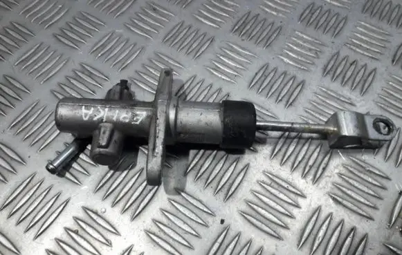 Chevrolet Epica Clutch master cylinder