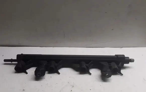 Peugeot 207 Fuel main line pipe V75418168003