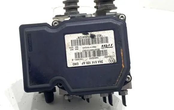 Volkswagen PASSAT B7 ABS Pump 3AA614109AP