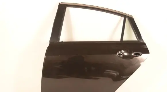 Mazda 6 Rear door