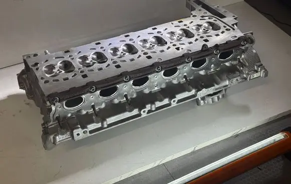 BMW 3 F30 F35 F31 Engine head 155737201