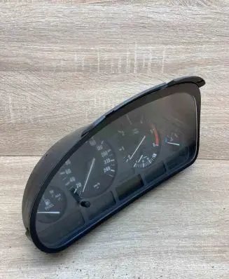 BMW 5 E39 Speedometer (instrument cluster) 6914913 110008735 ForDieselLHD