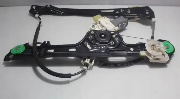 BMW 1 E81 E87 Front window lifting mechanism without motor