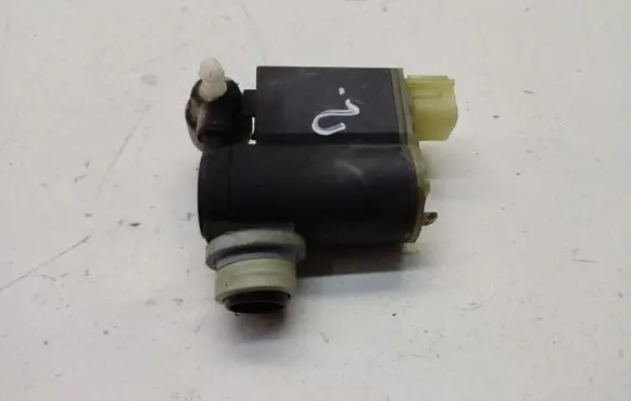 Hyundai Tucson JM Windscreen/windshield washer pump
