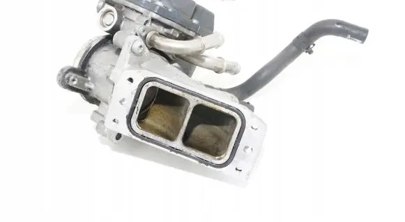 Volkswagen Golf VIII Throttle valve 04L128059M, 04L128063N