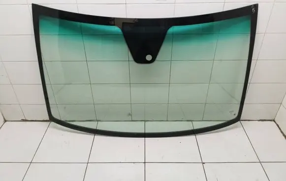 Mercedes-Benz Vito Viano W639 Front windscreen/windshield window 43R00343 DOT618AS1M501