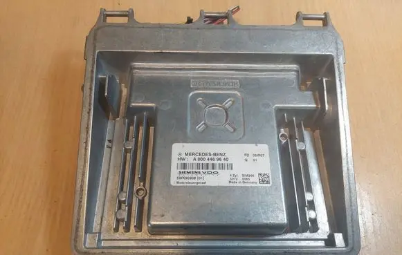 Mercedes-Benz A W169 Engine control unit/module ECU A0004469640 5WK90908 SIM266