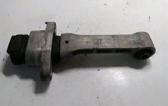 KIA Sportage Engine mount bracket 21957D9000