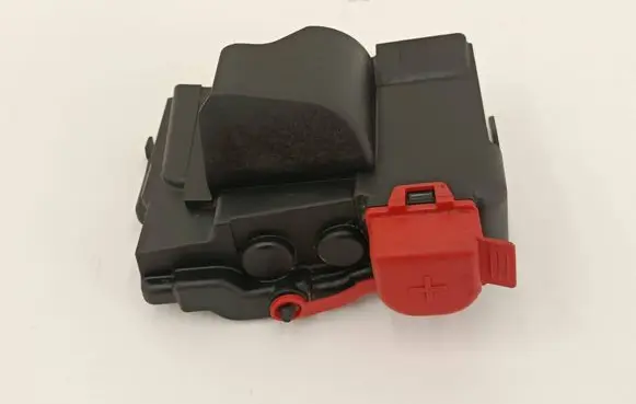 Other engine bay part