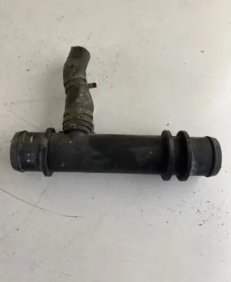 Jaguar XF X250 Engine coolant pipe/hose S4000073