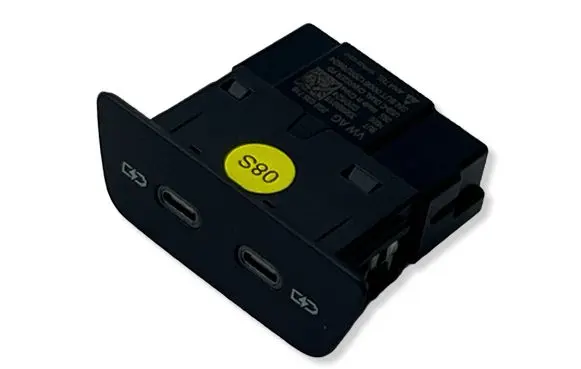 Volkswagen T-Roc USB socket connector 2G6035718