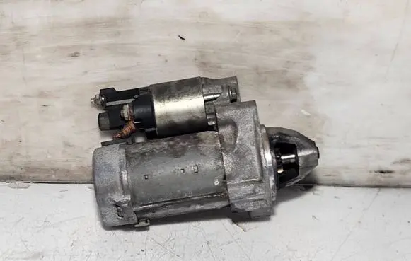 Mercedes-Benz Vito Viano W639 Starter motor A6519060026 4280005511